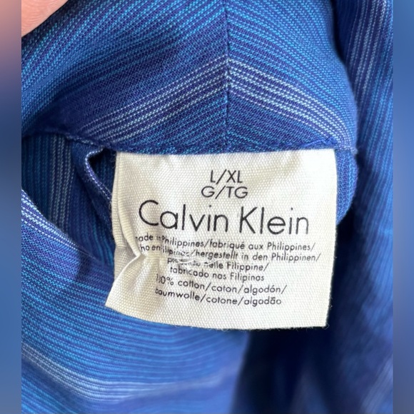 Calvin Klein Robe - Picture 2 of 2